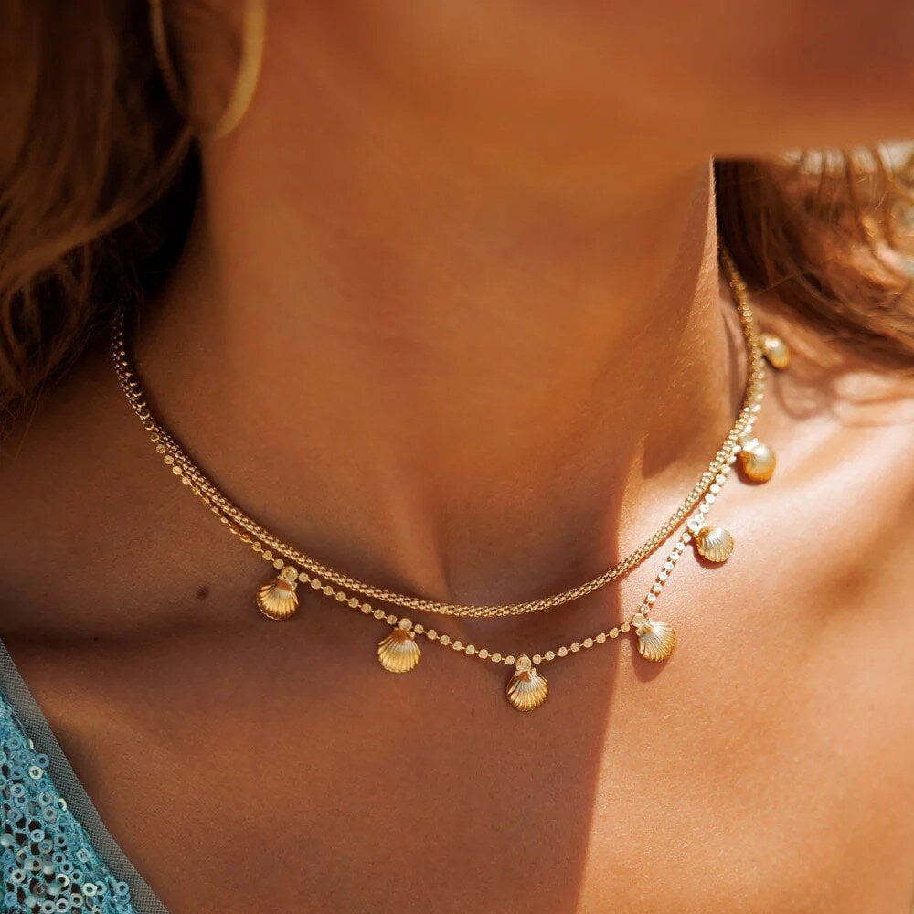 Petite Shell Choker Necklace Gold