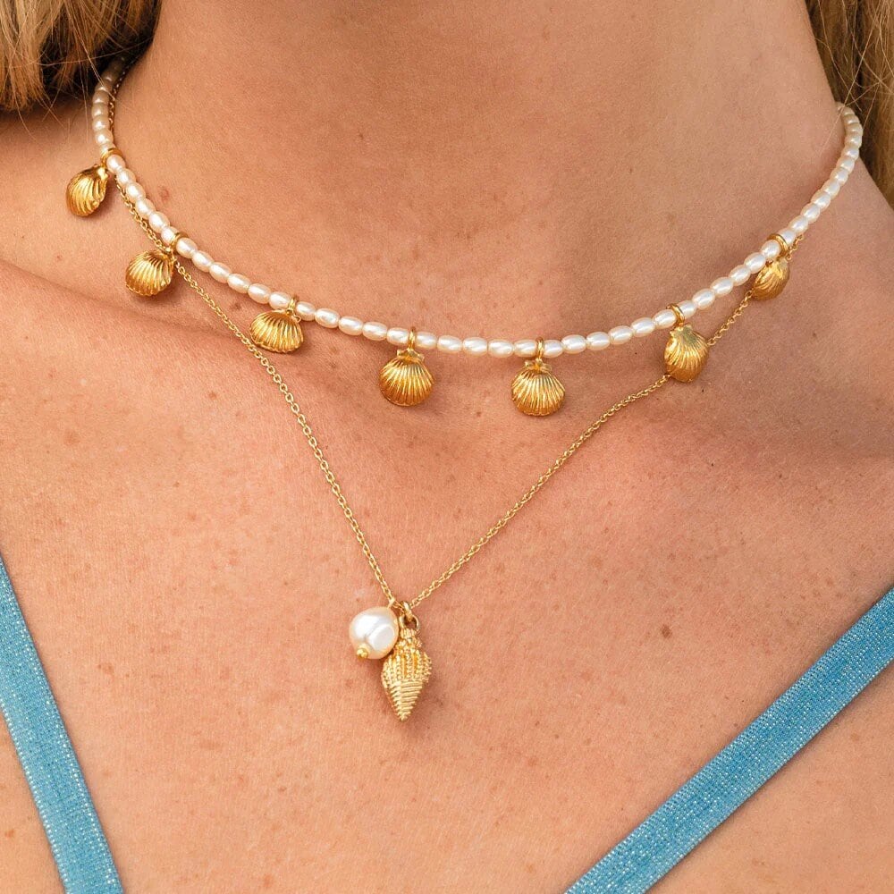 Shell Pearl Necklace Gold