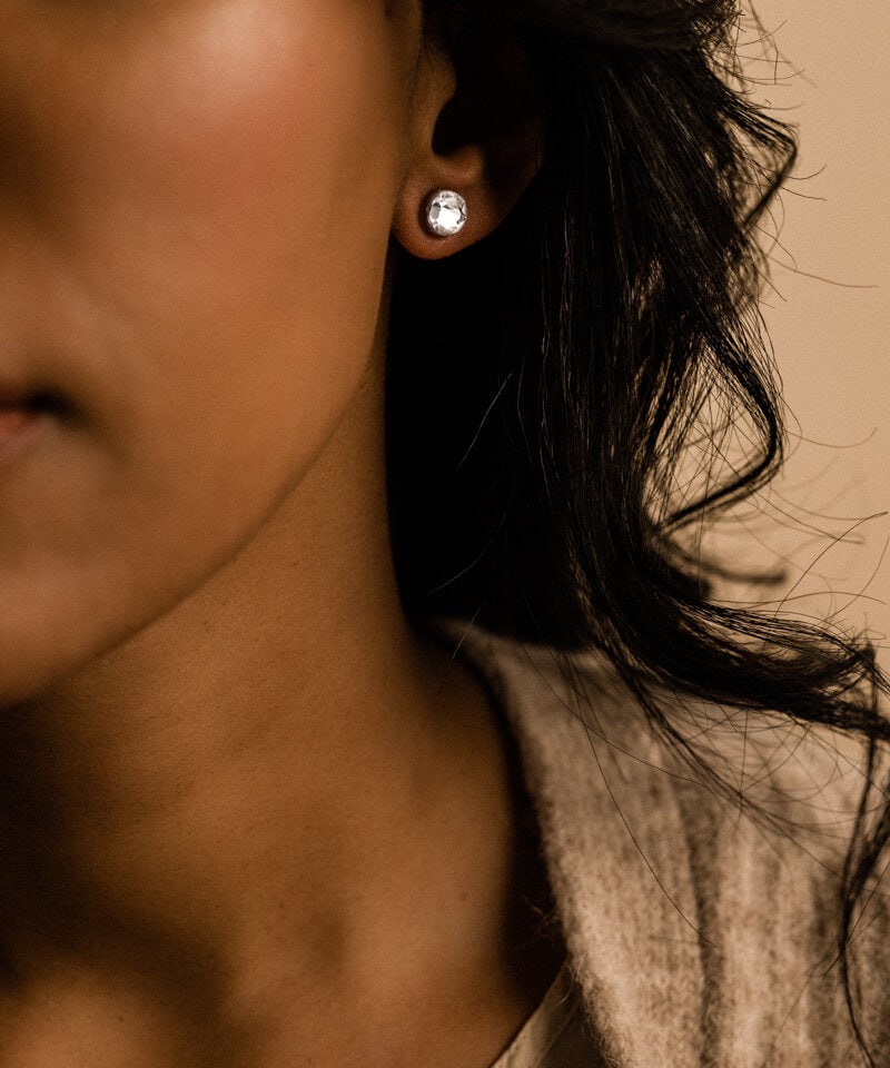 Blomdahl Örhängen Bezel 8 mm, Crystal