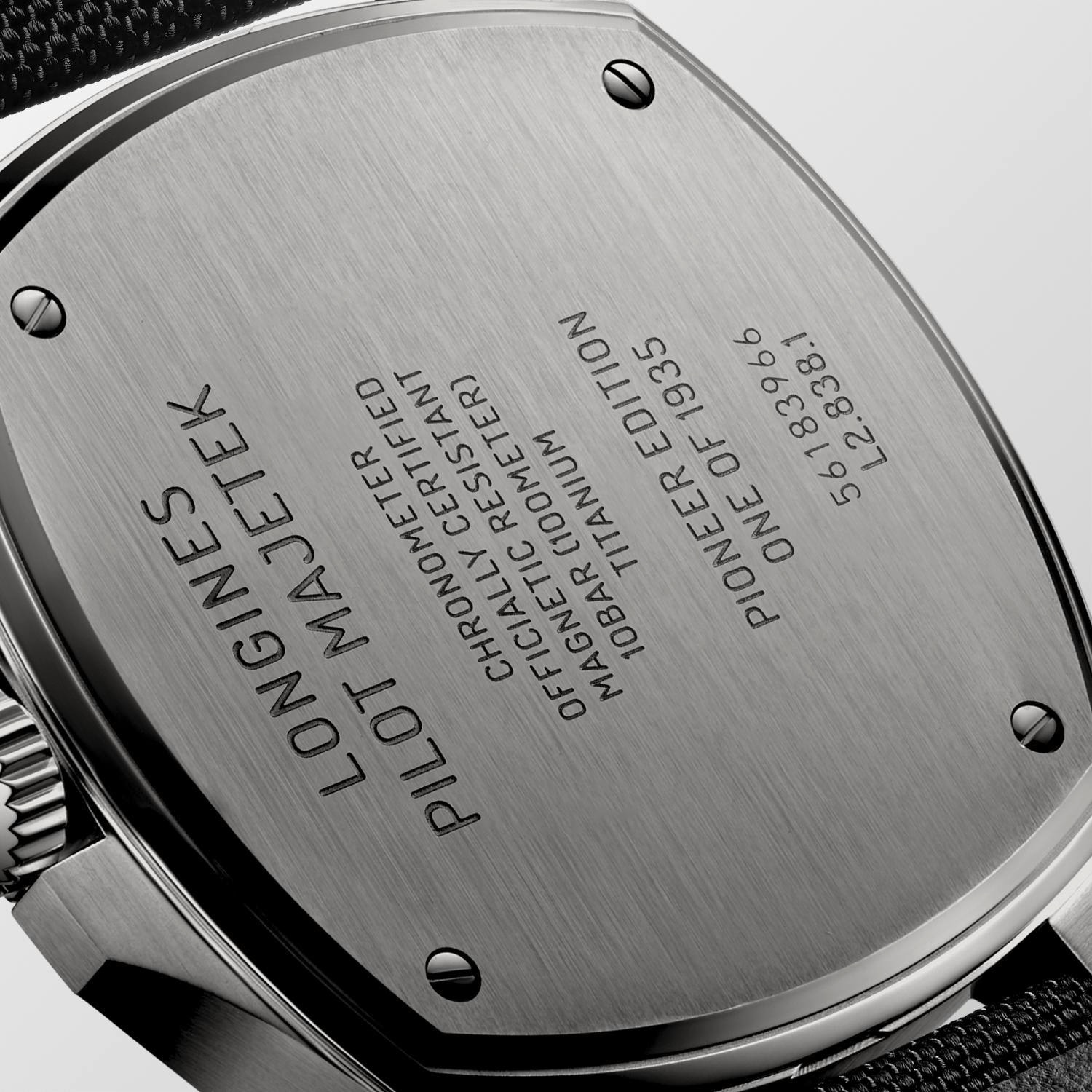 Longines Pilot Majetek