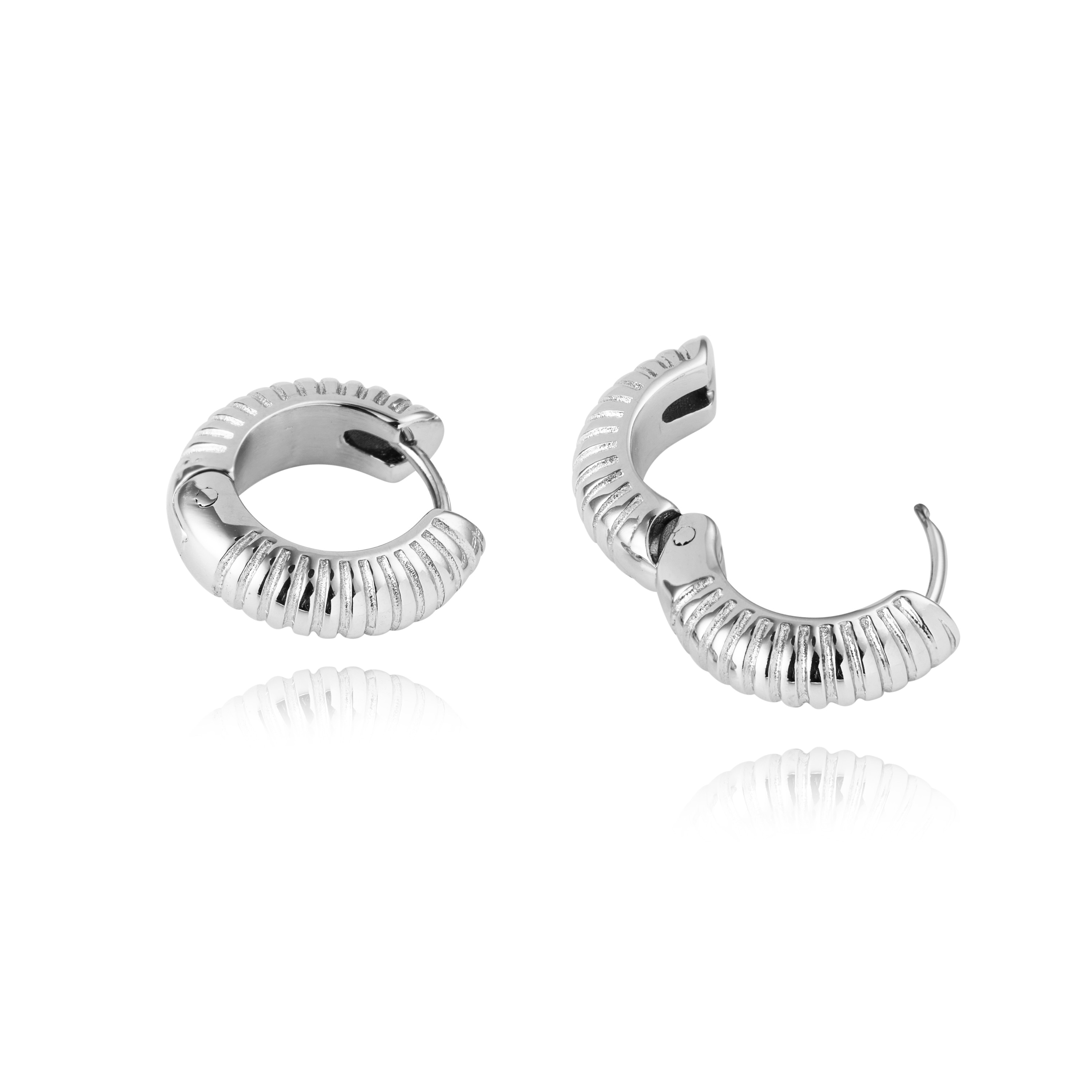 Mockberg Ribbed Hoops Silver Medium