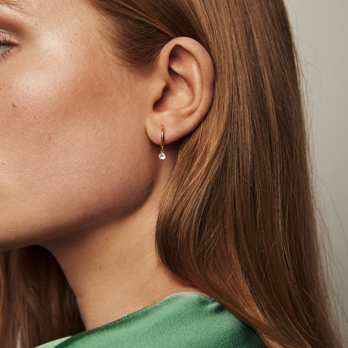 Petite Sparkling hoops örhängen - Guldplätering