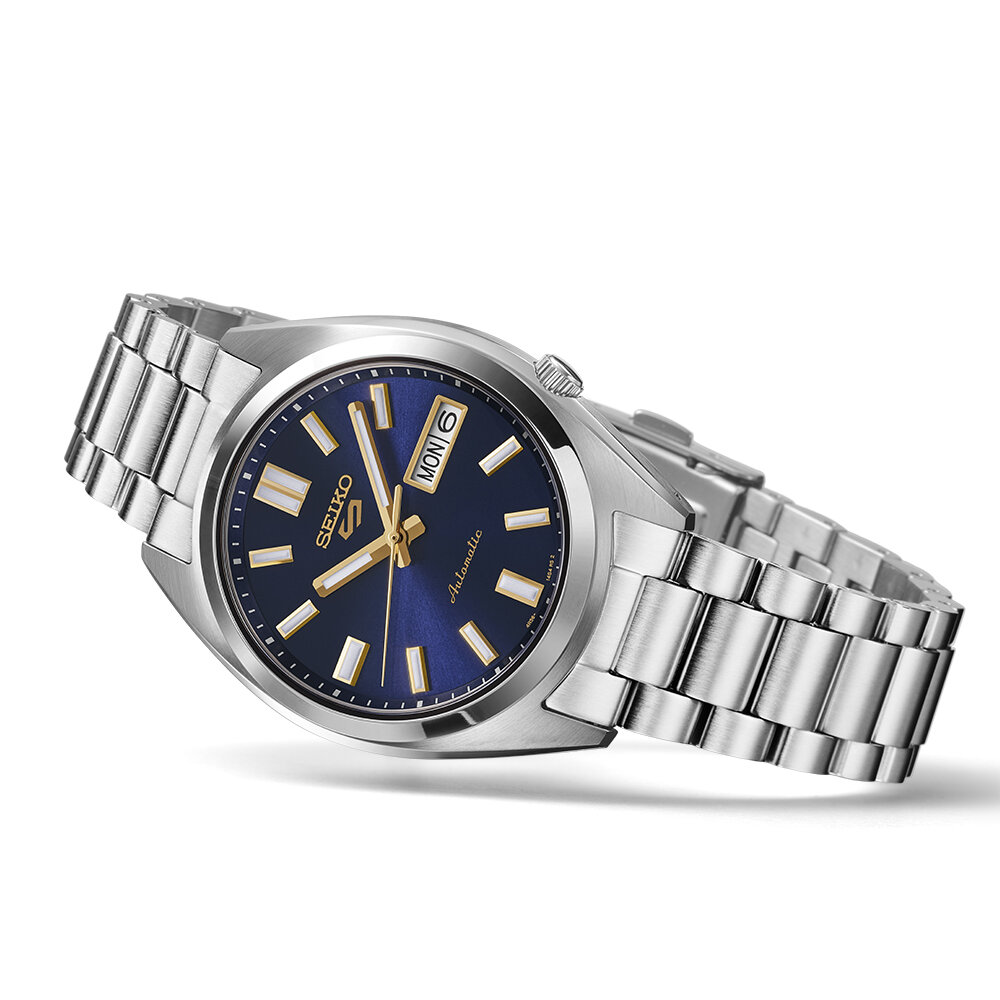 Seiko 5 Sports