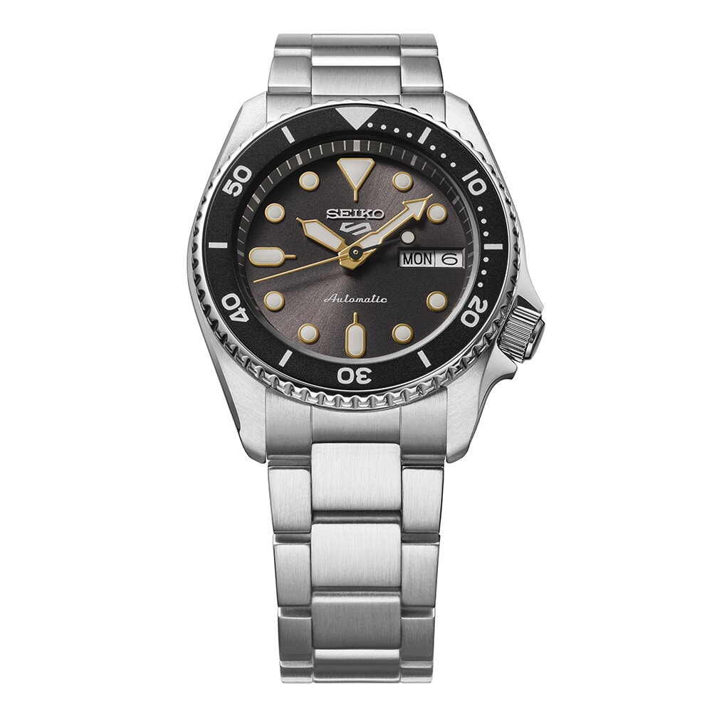 Seiko 5 Sports
