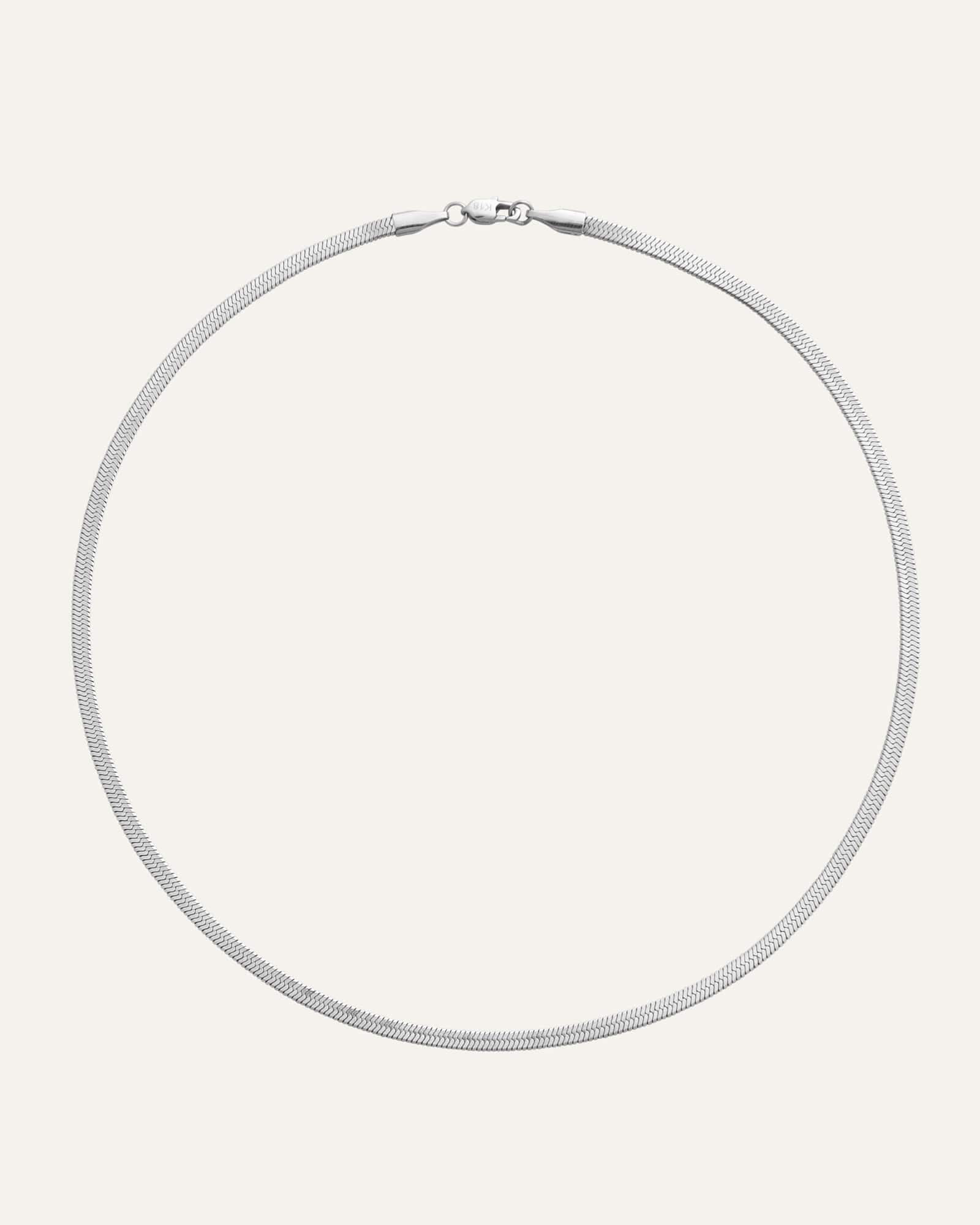 Mockberg Thin Snake Necklace